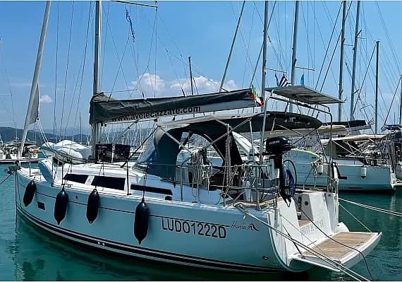 Hanse 348 in Lefkada / Port of Lefkas - Photo 1