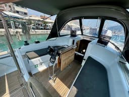 Hanse 348 in Lefkada / Port of Lefkas thumbnail 17