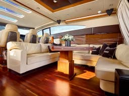 Sunseeker Predator 72 in Podstrana / Marina Lav thumbnail 2