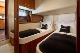 Sunseeker Predator 72 in Podstrana / Marina Lav thumbnail 21