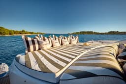 Sunseeker Predator 72 in Podstrana / Marina Lav thumbnail 45