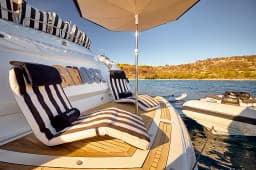 Sunseeker Predator 72 in Podstrana / Marina Lav thumbnail 52