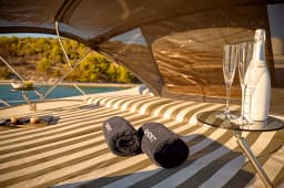 Sunseeker Predator 72 in Podstrana / Marina Lav thumbnail 65