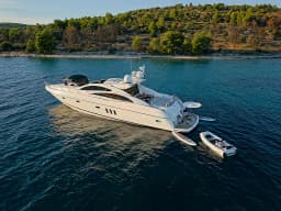 Sunseeker Predator 72 in Podstrana / Marina Lav thumbnail 8