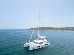 Lagoon 52F in Sardinia / Portisco / Cala dei Sardi thumbnail 37