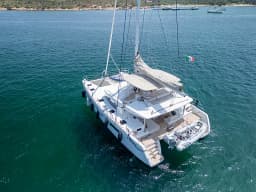 Lagoon 52F in Sardinia / Portisco / Cala dei Sardi thumbnail 47