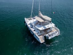 Lagoon 52F in Sardinia / Portisco / Cala dei Sardi thumbnail 49
