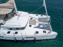 Lagoon 52F in Sardinia / Portisco / Cala dei Sardi thumbnail 52
