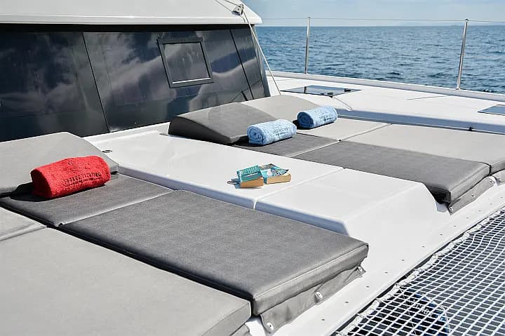 Dufour Catamaran 48 in Mykonos / Port of Mykonos - Photo 4