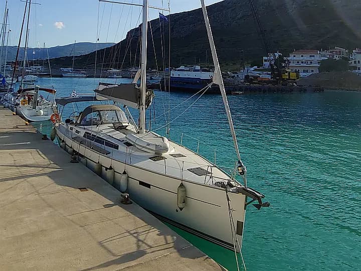 Bavaria Cruiser 56 in Lavrion / Olympic Marina - Photo 4