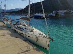 Bavaria Cruiser 56 in Lavrion / Olympic Marina thumbnail 3