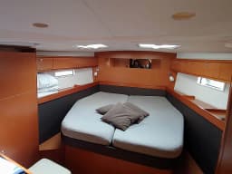 Bavaria Cruiser 56 in Lavrion / Olympic Marina thumbnail 7