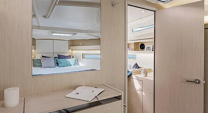 Oceanis 40.1 in Athens / Alimos Marina - Photo 5