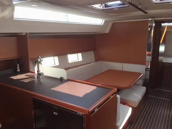 Bavaria C45 in Salerno - Photo 3