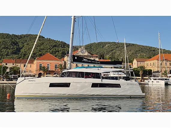 Nautitech 44 Open in Primošten / Marina Kremik - Photo 2