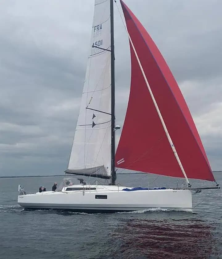 Pogo 12.5 in La Rochelle - Photo 4