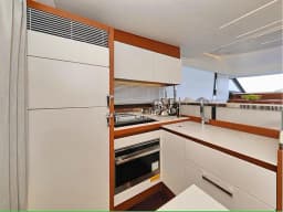 Prestige 520 Fly in Split / ACI Marina Split thumbnail 18