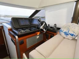 Prestige 520 Fly in Split / ACI Marina Split thumbnail 7