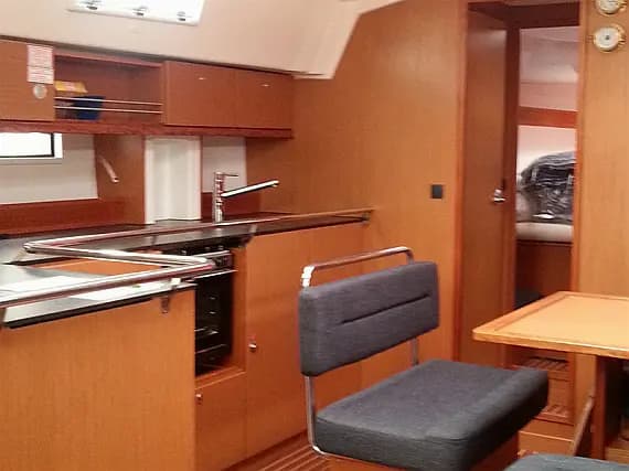 Bavaria Cruiser 45 in Sukošan / D-Marin Dalmacija Marina - Photo 3