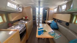 Oceanis 35.1 in Castiglioncello / Marina Cala de' Medici thumbnail 12