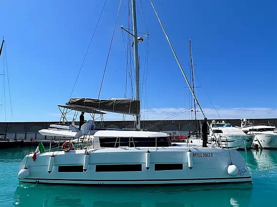 Dufour Catamaran 48 in Sardinia / Olbia / Marina Golfo Cugnana - Photo 1