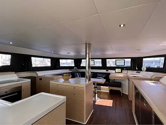 Dufour Catamaran 48 in Sardinia / Olbia / Marina Golfo Cugnana - Photo 3