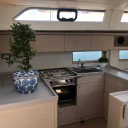 Oceanis 51.1 in Athens / Alimos Marina thumbnail 8