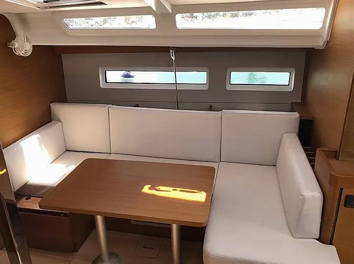 Sun Odyssey 440 in Lefkada / D-Marin Marina Lefkas - Photo 5