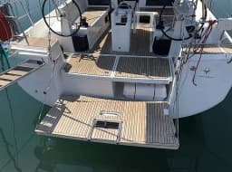 Sun Odyssey 440 in Lefkada / D-Marin Marina Lefkas thumbnail 6