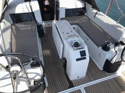 Sun Odyssey 440 in Lefkada / D-Marin Marina Lefkas thumbnail 7