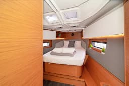 Dufour 41 in Athens / Alimos Marina thumbnail 15