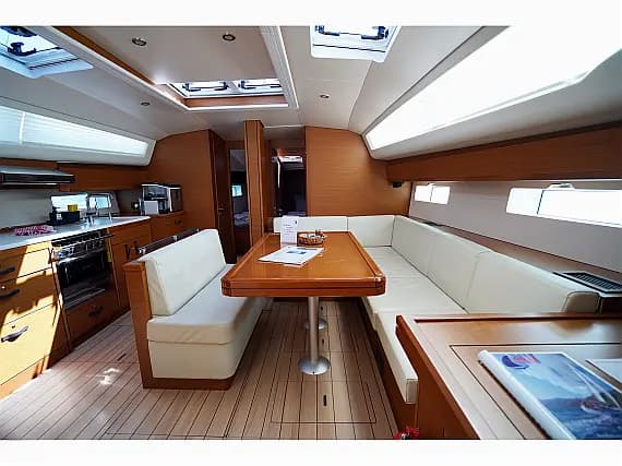 Jeanneau 54 in Marmaris / Albatros Marina - Photo 3