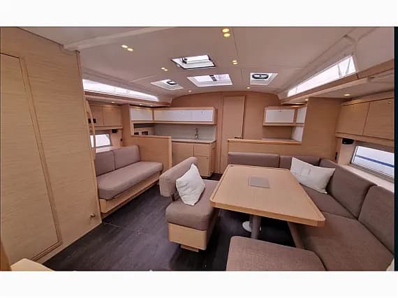 Dufour 470 in Grimaud / Port Grimaud - Photo 3