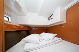 Bavaria 46 Cruiser in Murter / Marina Hramina thumbnail 12