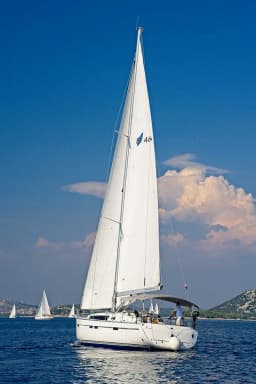 Bavaria 46 Cruiser in Murter / Marina Hramina thumbnail 5
