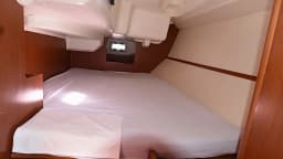 Oceanis 37 in Skopelos / Loutraki Harbour thumbnail 7