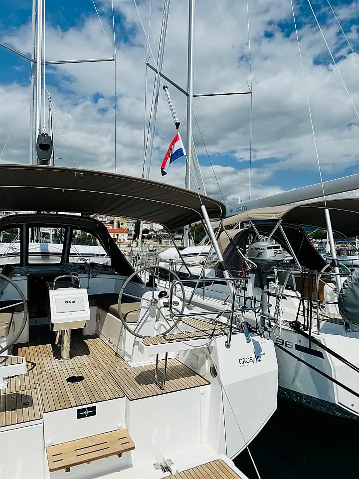 Bavaria C38 in Novi Vinodolski / Marina Novi - Photo 4