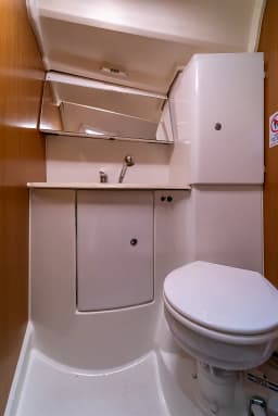 Sun Odyssey 42 i in Kavala thumbnail 10