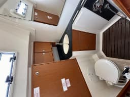Bavaria Cruiser 45 in Sukošan / D-Marin Dalmacija Marina thumbnail 11