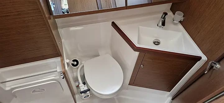 Oceanis 40.1 in Medulin / Marina Medulin - Photo 5