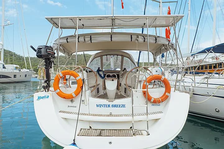 Sun Odyssey 42 i in Fethiye / Yes Marina - Photo 3