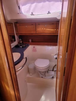 Bavaria 46 in Lefkada / Nydri Port thumbnail 3