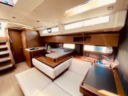 Oceanis 51.1 in Lefkada / D-Marin Marina Lefkas thumbnail 14