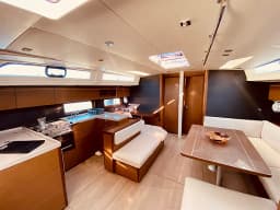 Oceanis 51.1 in Lefkada / D-Marin Marina Lefkas thumbnail 17
