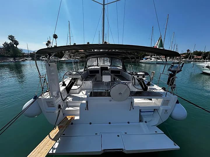 Dufour 470 in Sicily / Furnari / Marina Portorosa - Photo 5