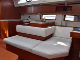 Oceanis 51.1 in Athens / Alimos Marina thumbnail 11