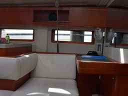 Oceanis 51.1 in Athens / Alimos Marina thumbnail 6