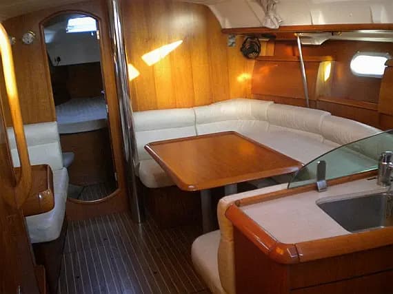 Sun Odyssey 40 in Athens / Marina Delta Kallithea - Photo 3