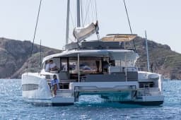 New 44 in Mallorca / Palma de Mallorca / La Lonja Marina Charter thumbnail 9