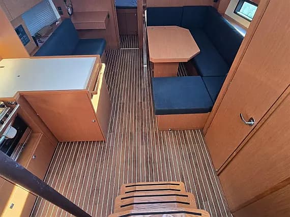 Bavaria C42 in Athens / Alimos Marina - Photo 2